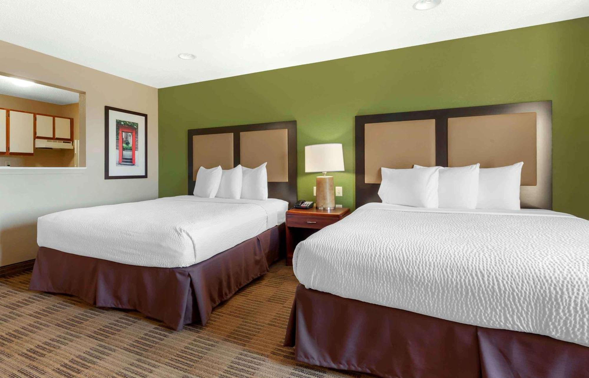 เอ็กซ์เทนด์ สเตย์ อเมริกา รอลีจ์ แครี แฮร์ริสันอเวนิว Hotel ภายนอก รูปภาพ
